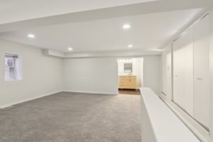 N Kedzie Blvd 1SC-S2810-019.jpg