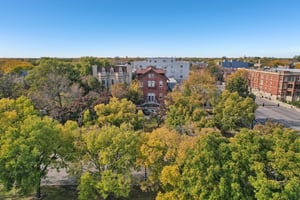 N Kedzie Blvd 1SC-S2810-037.jpg