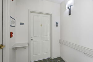  Photo 0