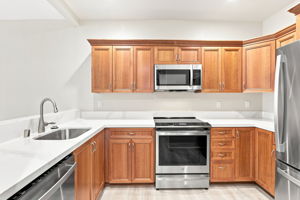 014_F8_23500 Cristo Rey Dr 504H