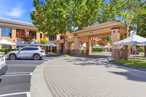 034_F8_23500 Cristo Rey Dr 504H