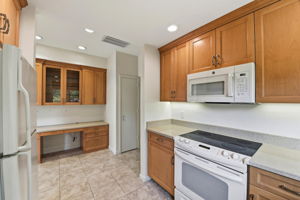 015_F8_23500 Cristo Rey Dr V35