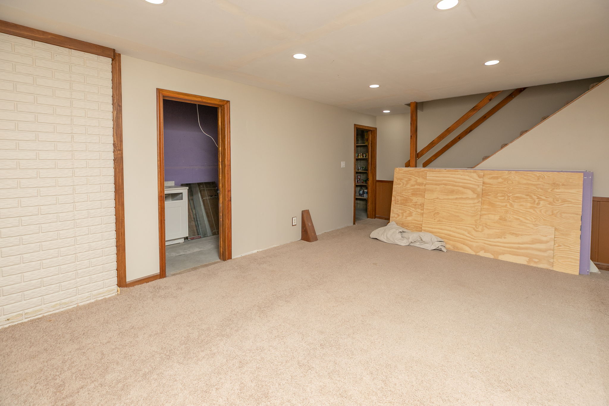 29-Family Room