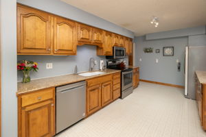 13-Kitchen