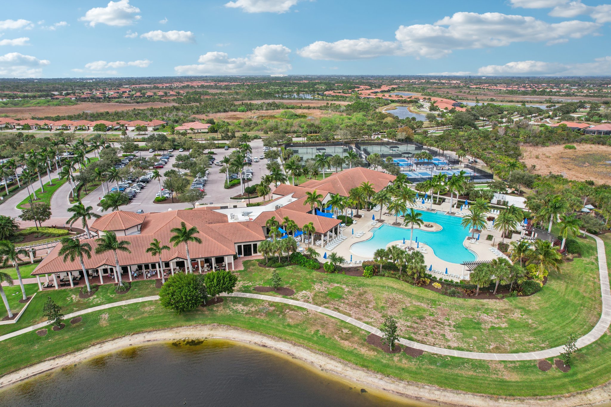 Copperleaf Dr-2701-916.jpg