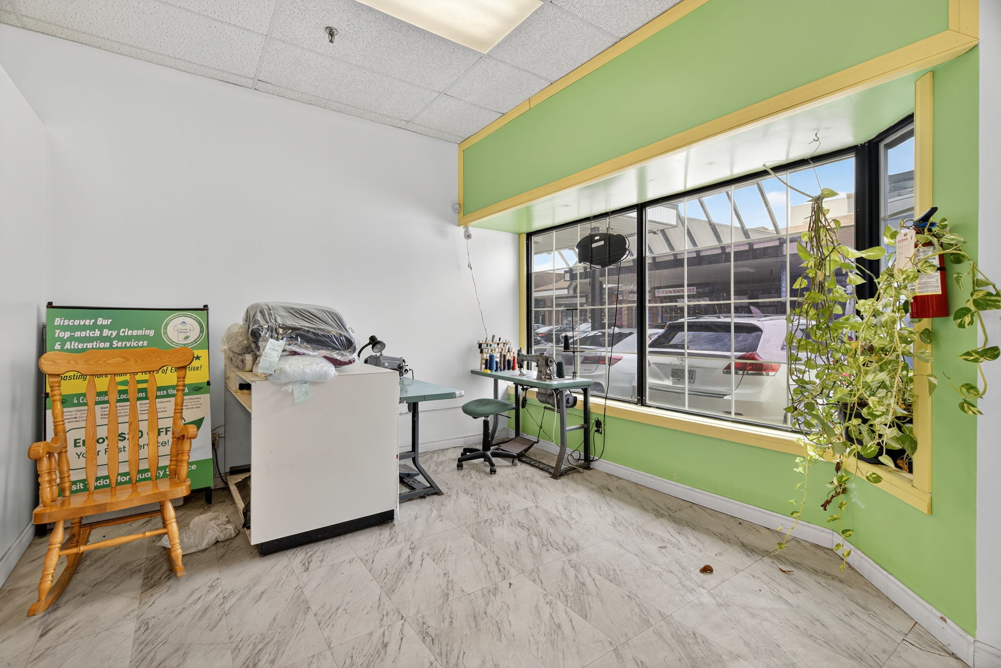2354 Major MacKenzie Dr. unit 15 Vaughan, ON L6A 3Y7