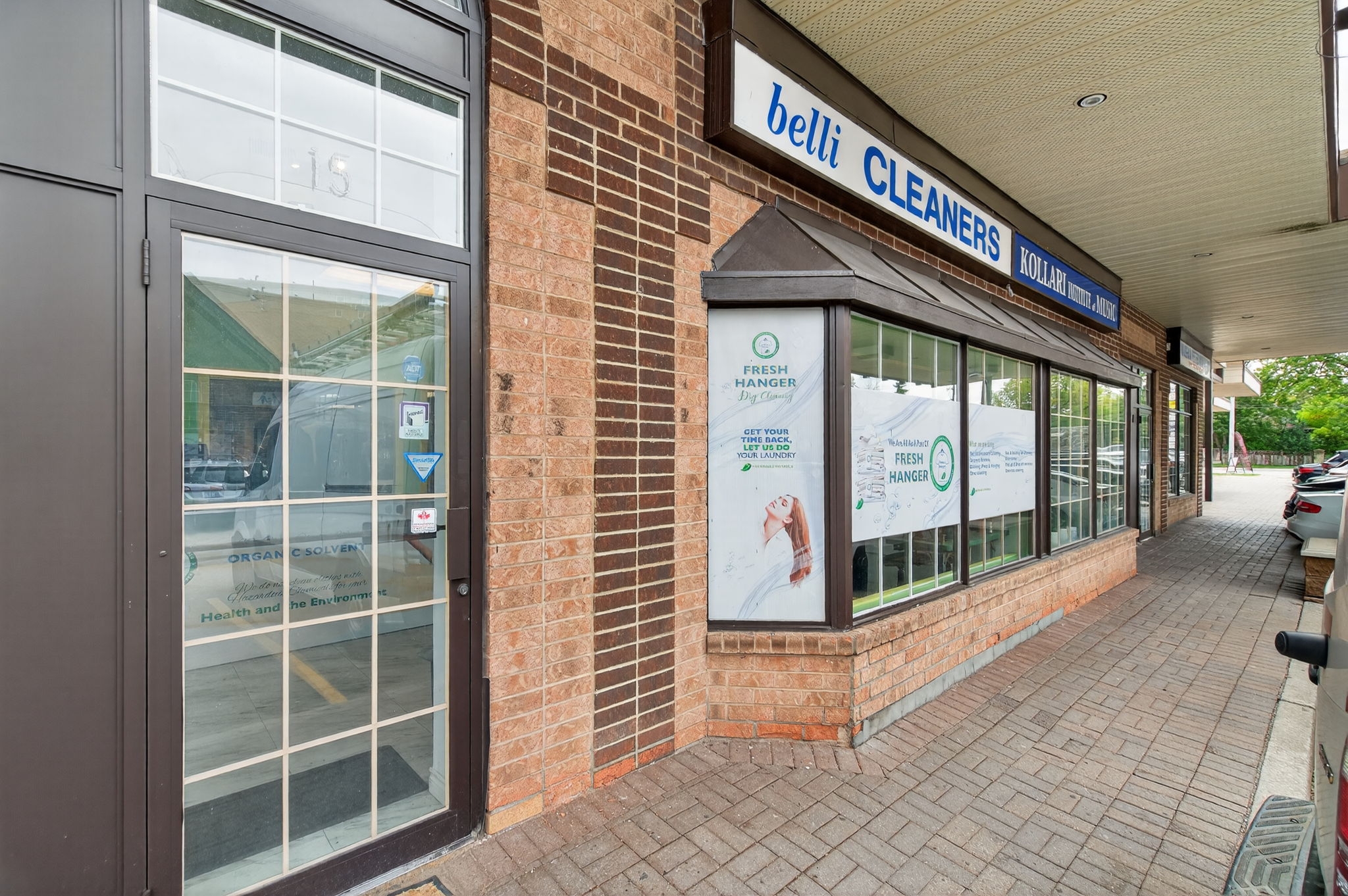 2354 Major MacKenzie Dr. unit 15 Vaughan, ON L6A 3Y7