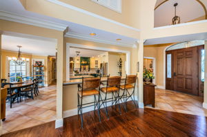 Kitchen16 Breakfast Bar