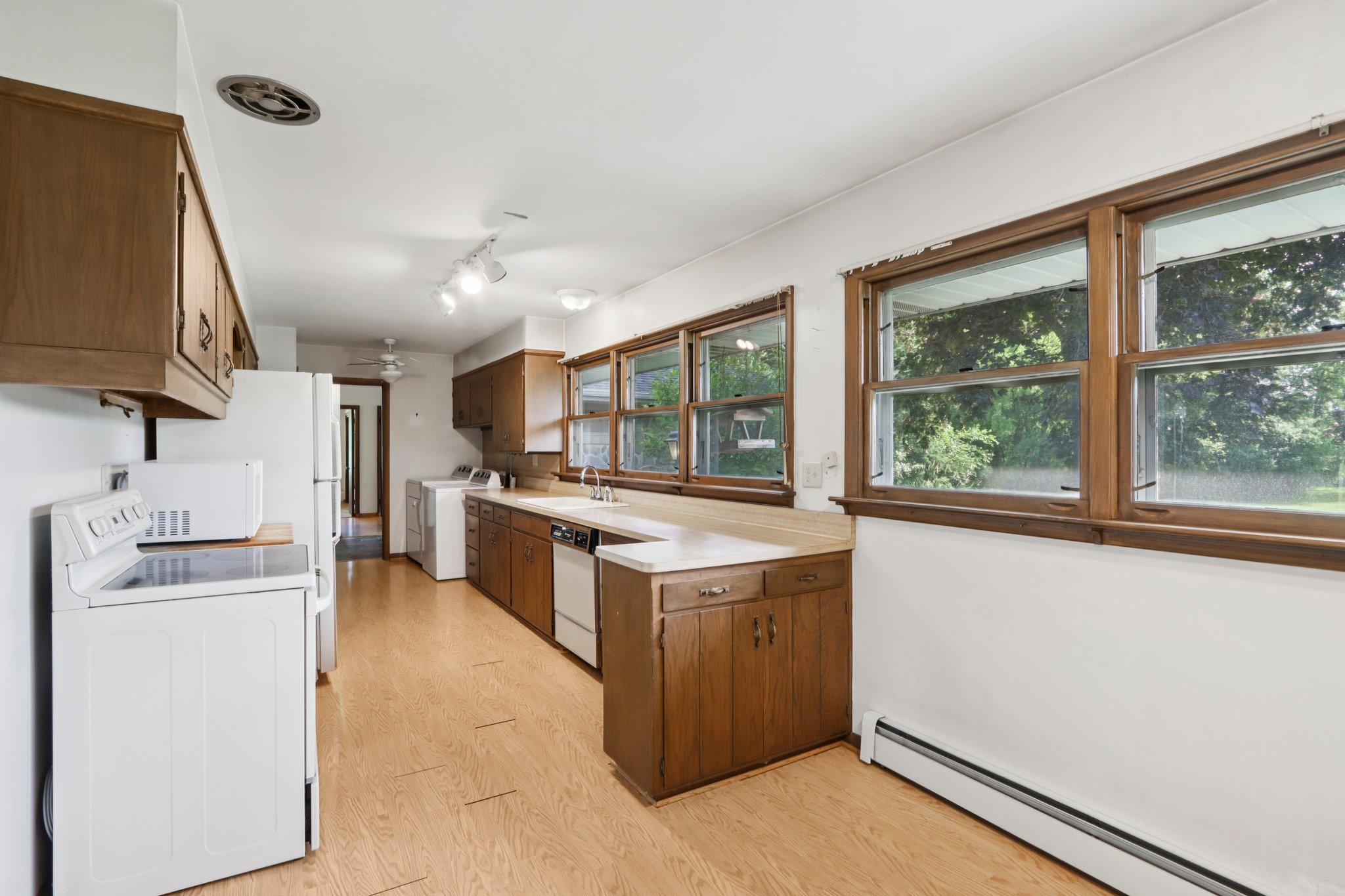 N 147th St-S1107-020.jpg