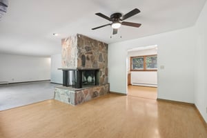 N 147th St-S1107-014.jpg