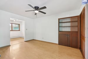 N 147th St-S1107-015.jpg