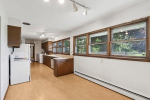 N 147th St-S1107-018.jpg