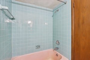 N 147th St-S1107-033.jpg