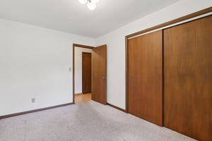 N 147th St-S1107-042.jpg