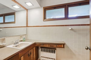 N 147th St-S1107-043.jpg