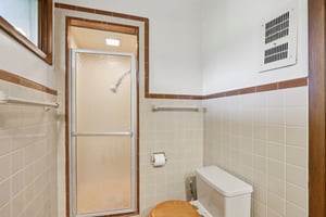 N 147th St-S1107-044.jpg