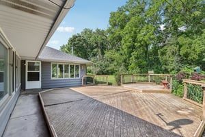 N 147th St-S1107-049.jpg