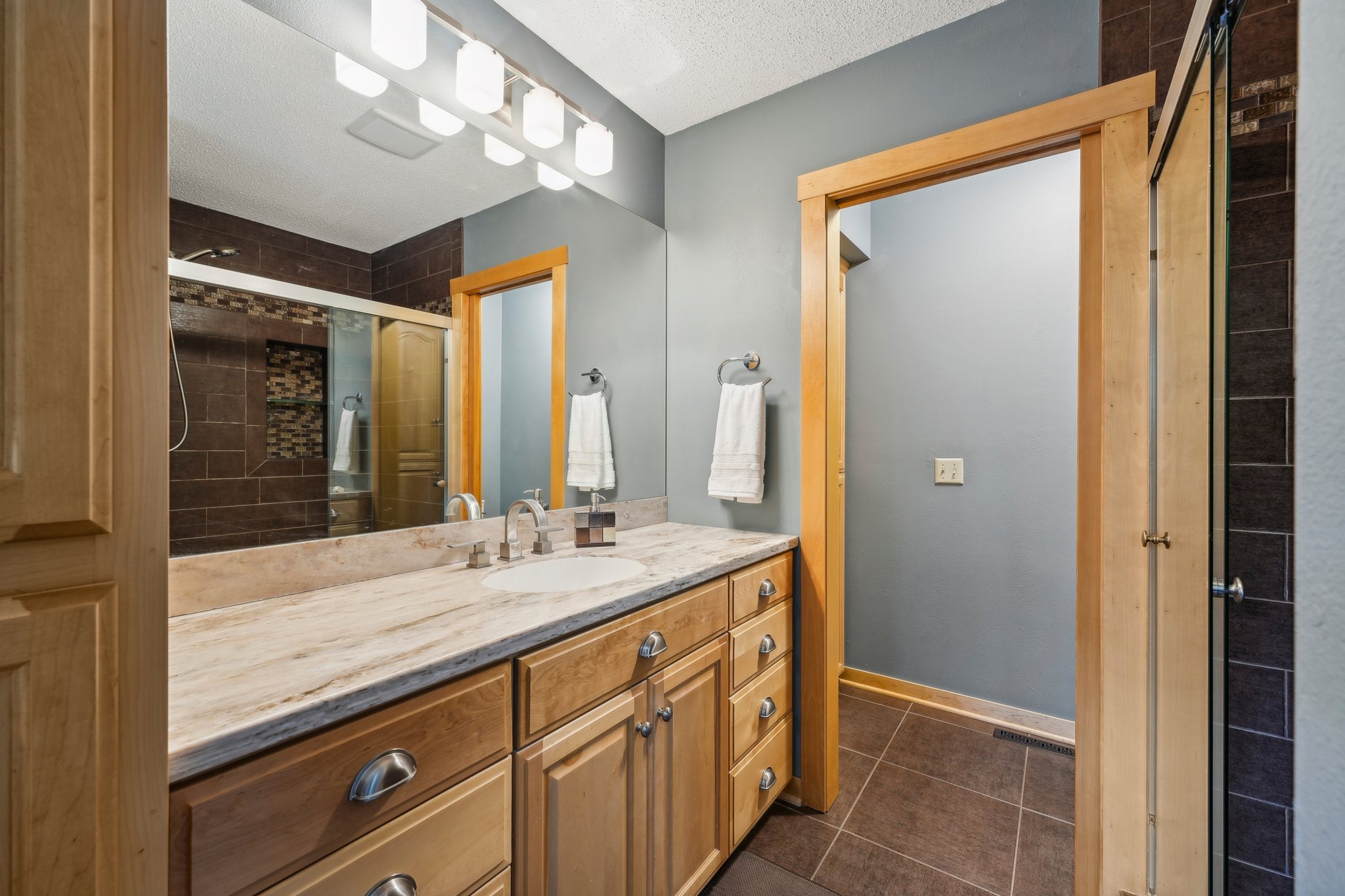 Periwinkle Ave N-052.jpg