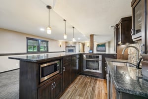 Periwinkle Ave N-028.jpg