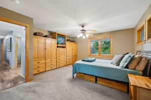 Periwinkle Ave N-047.jpg