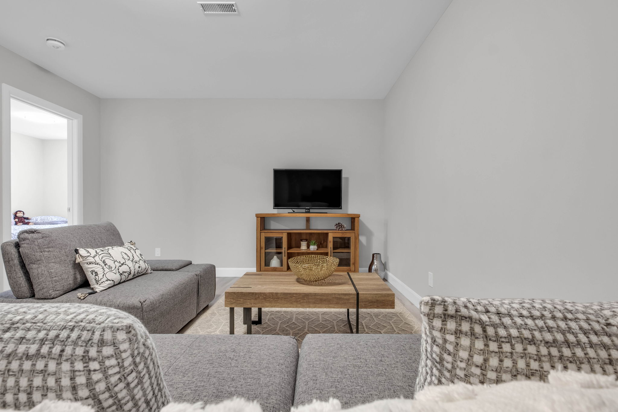 2355 Watson Cres, Cornwall, ON K6H, Canada Photo 32