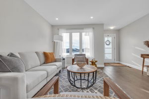 2355 Watson Cres, Cornwall, ON K6H, Canada Photo 10