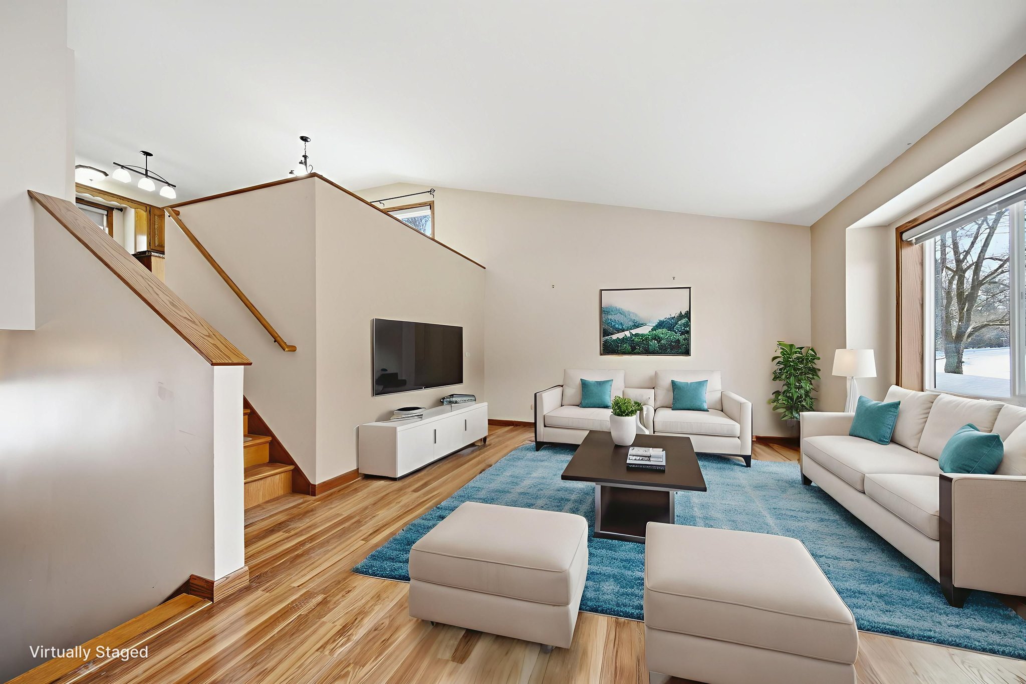 DSC05514 virtually staged.jpeg