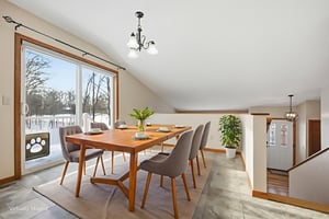 DSC05529 virtually staged.jpeg