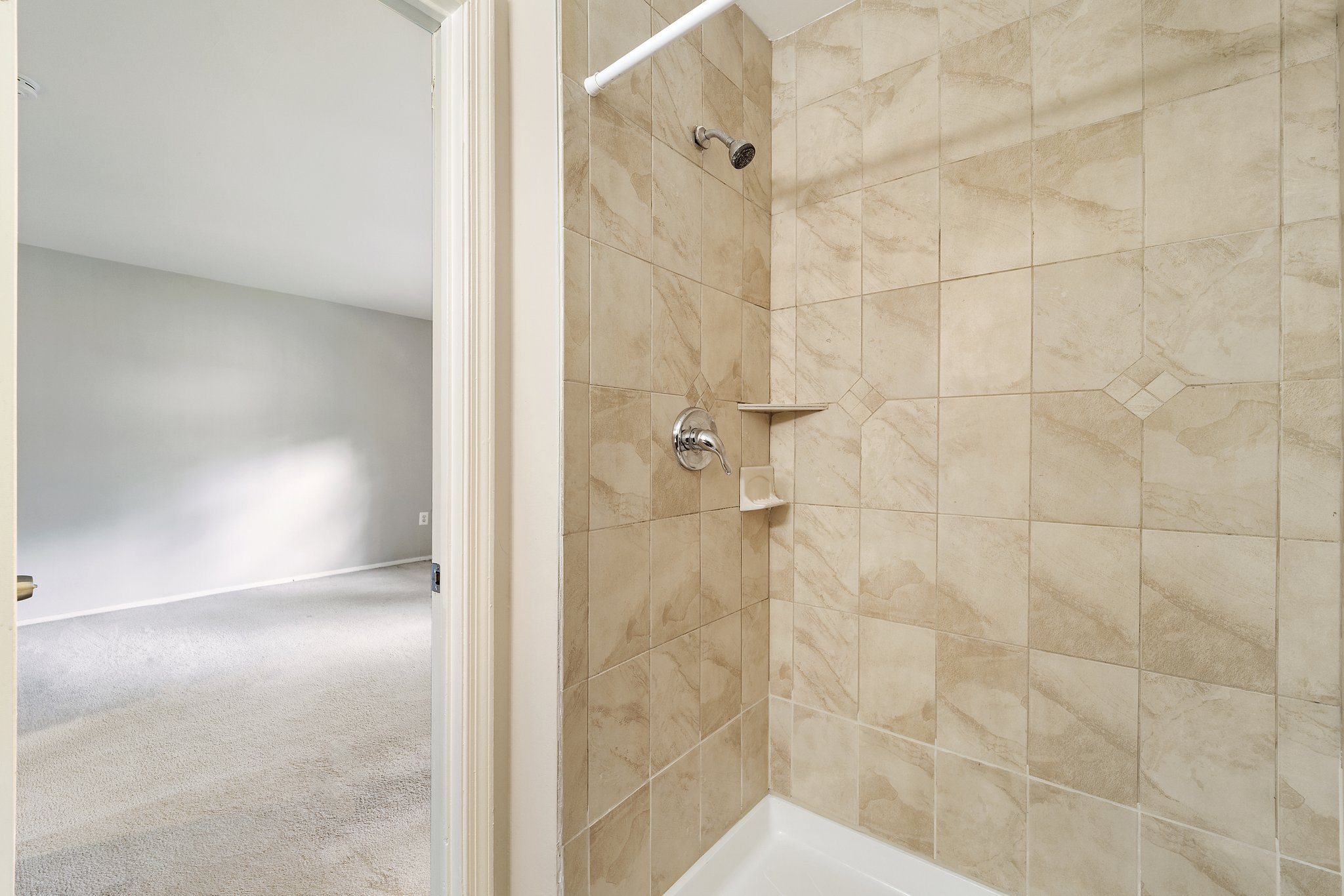 2356 Horseferry Ct, Reston, VA 20191, USA Photo 52
