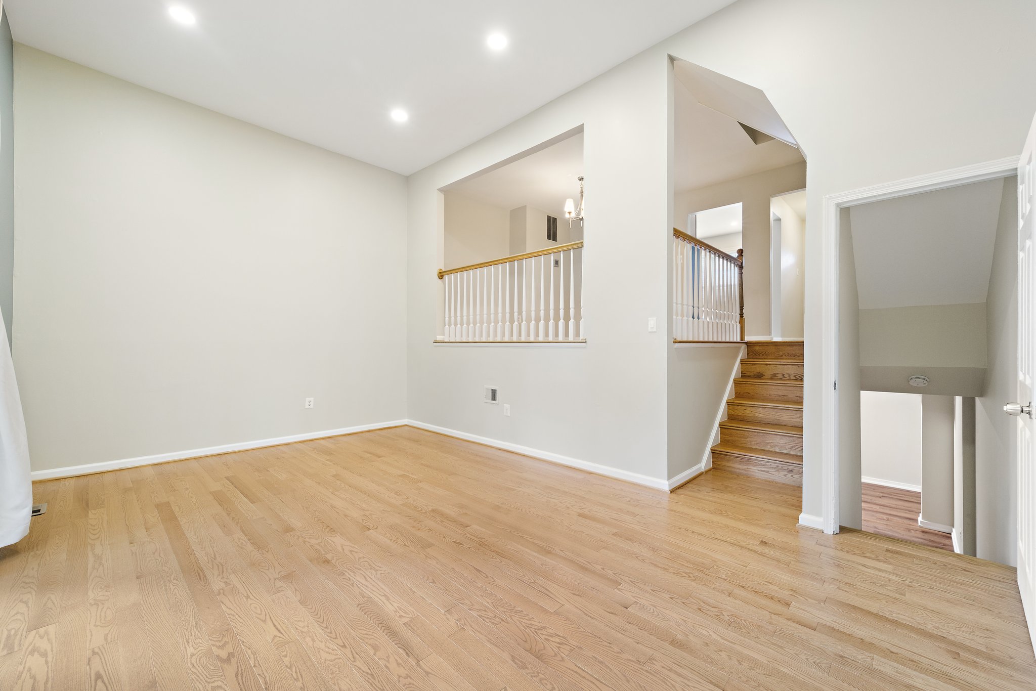2356 Horseferry Ct, Reston, VA 20191, USA Photo 26