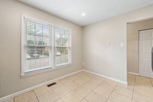 2356 Horseferry Ct, Reston, VA 20191, USA Photo 14