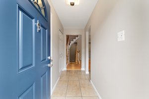 2356 Horseferry Ct, Reston, VA 20191, USA Photo 10