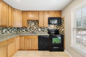 2356 Horseferry Ct, Reston, VA 20191, USA Photo 15