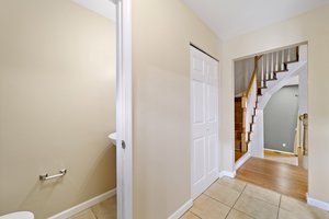 2356 Horseferry Ct, Reston, VA 20191, USA Photo 17