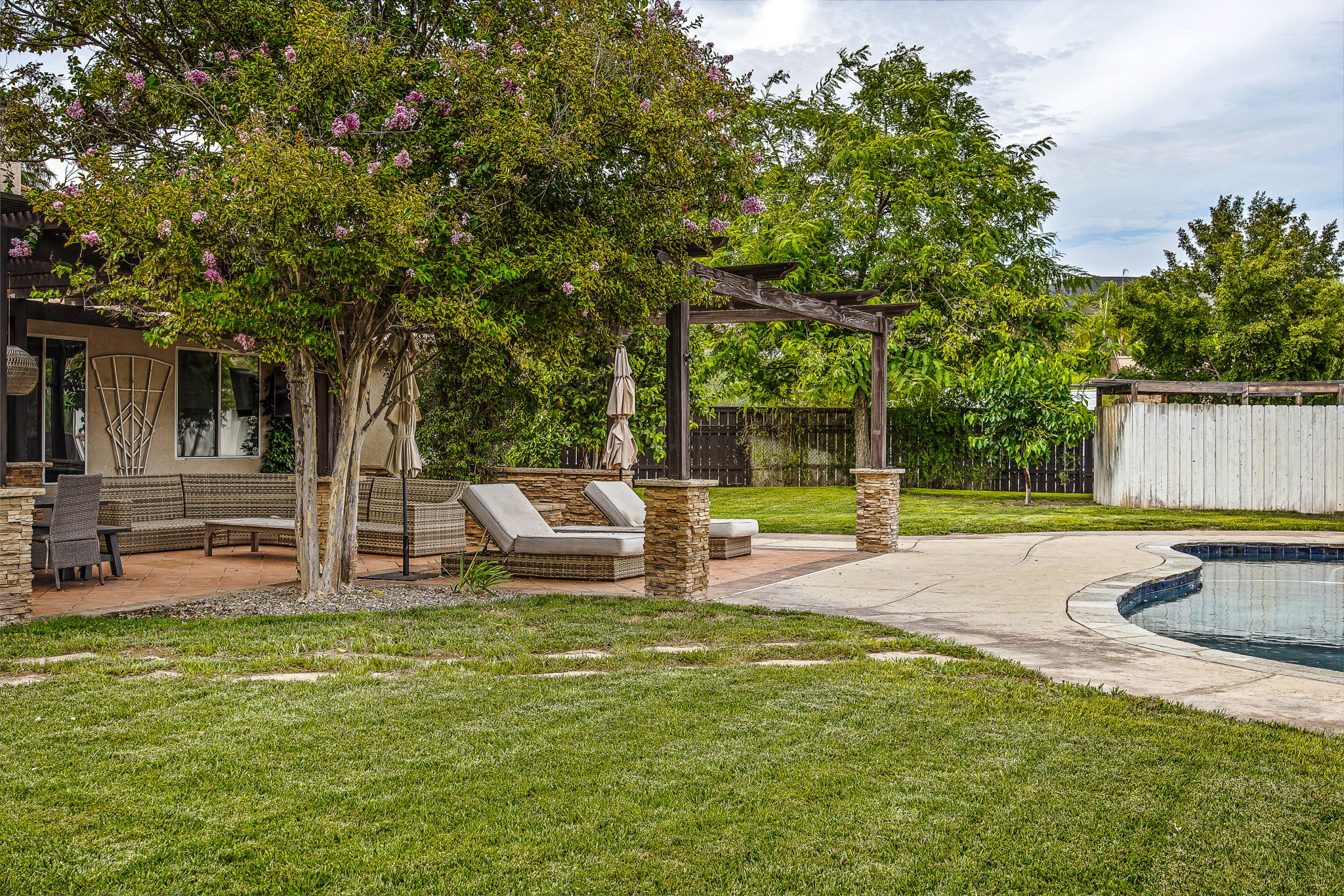 Green Glen 050