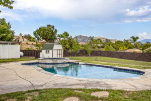 Green Glen 051