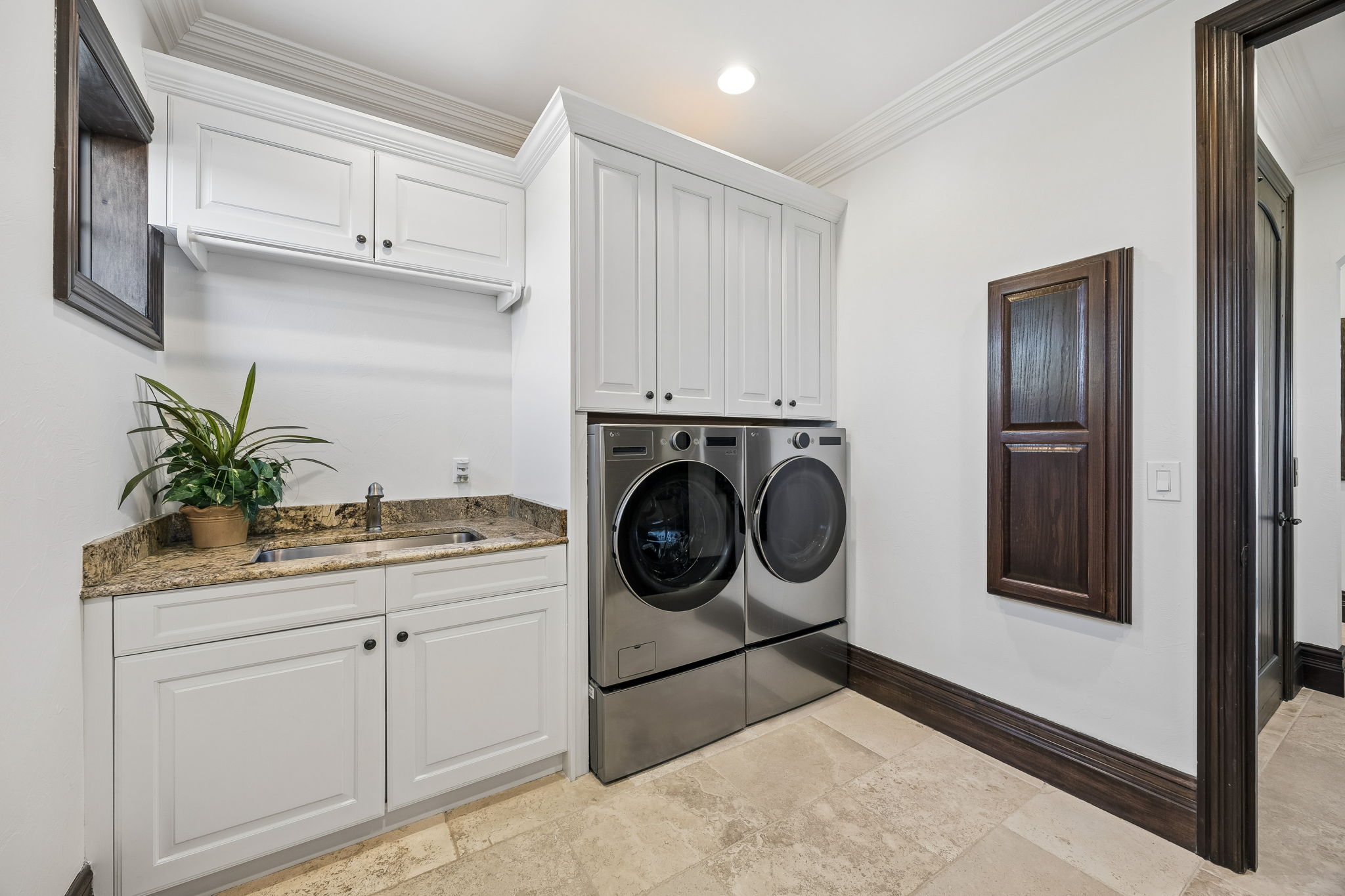 Laundry Facility/Room