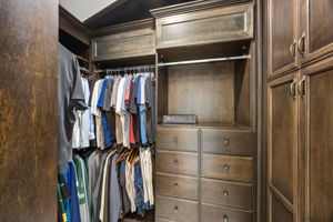 Primary Bedroom Closet
