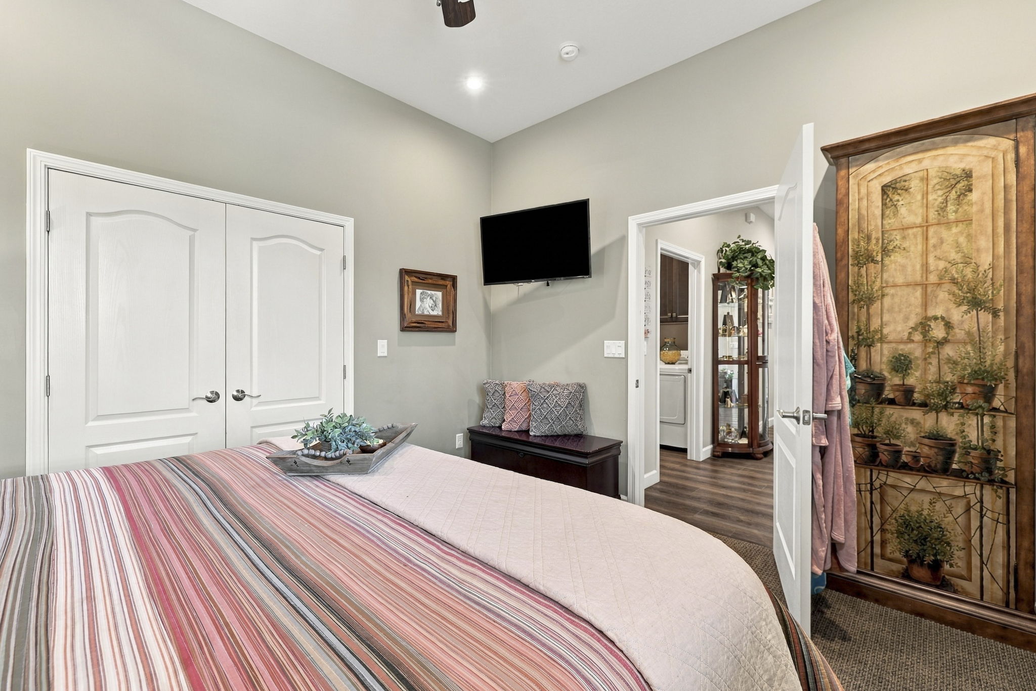 Bedroom 2-2