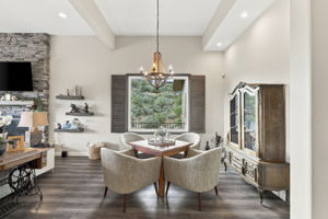 Breakfast Nook 2
