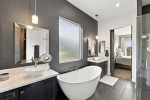 Primary Bathroom 3