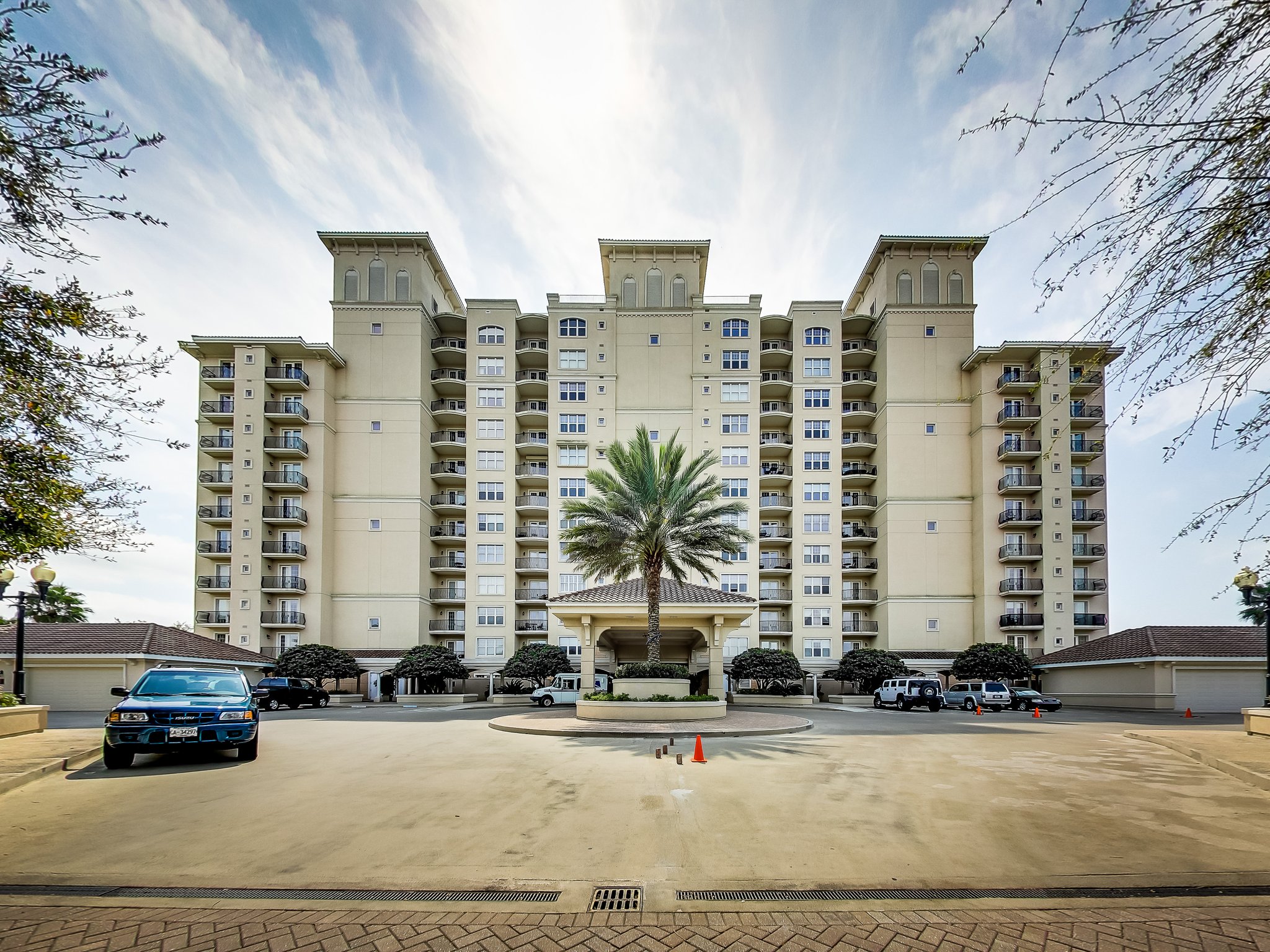Welcome to Villa Riva Unit 1101