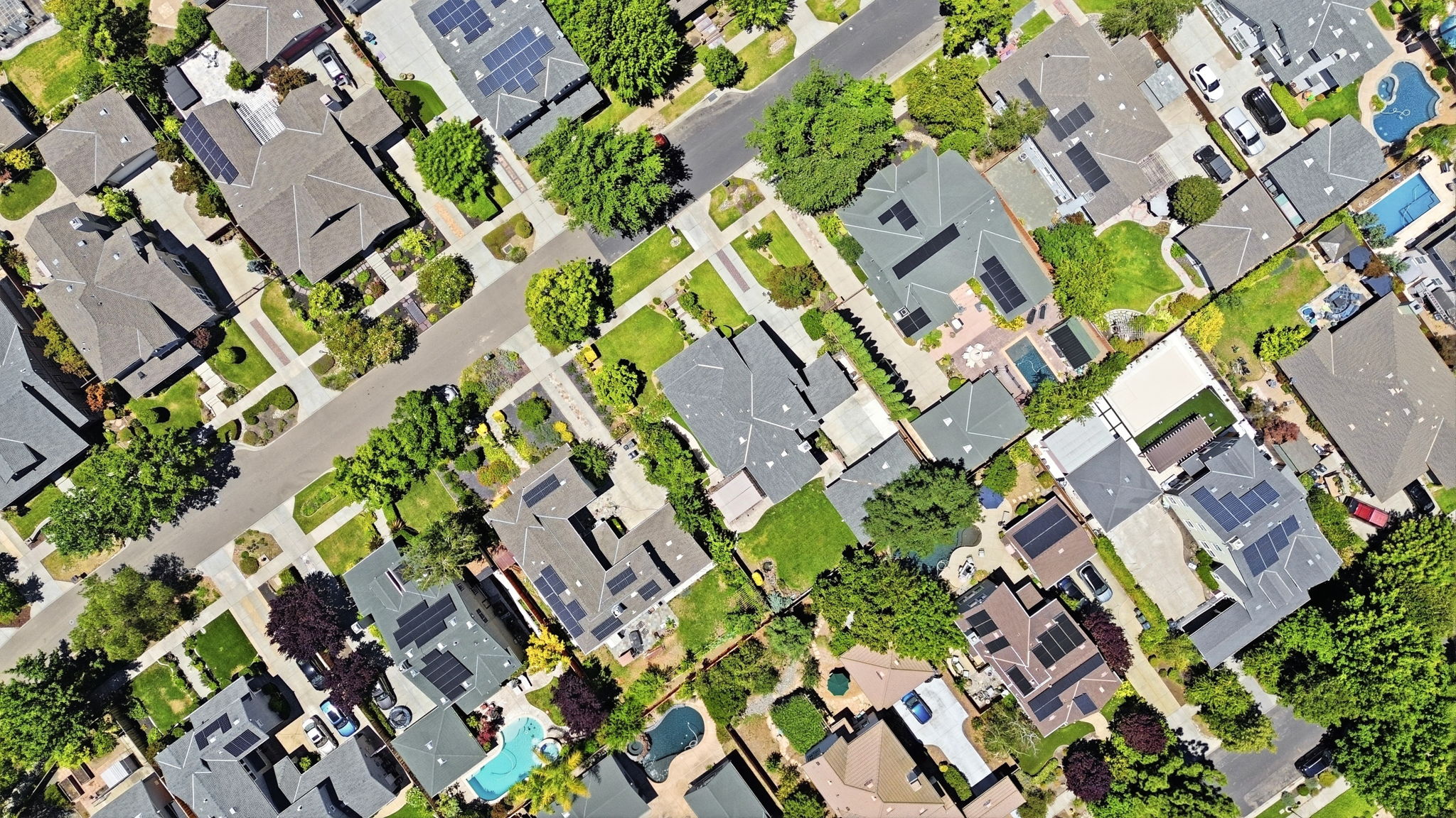 010_F8_AERIAL_2358 Senger St