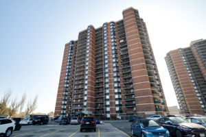 236 Albion Rd Unit 1811, Toronto ON
