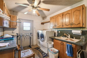 Washer/Dryer Garage