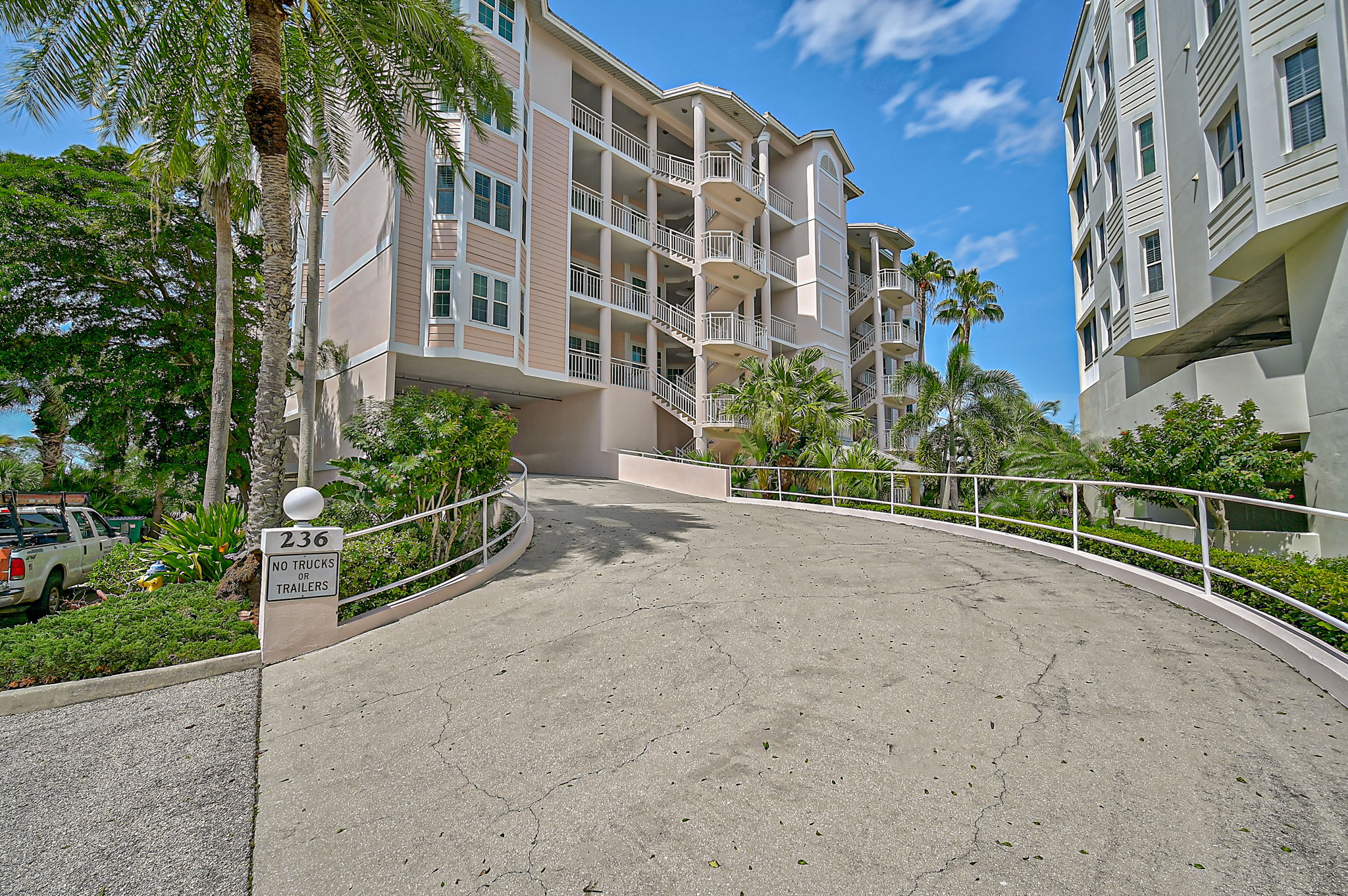 236 Hidden Bay Dr - Unit #301-3