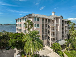 236 Hidden Bay Dr - Unit #301-43