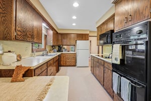Maple St N-S2105-022.jpg