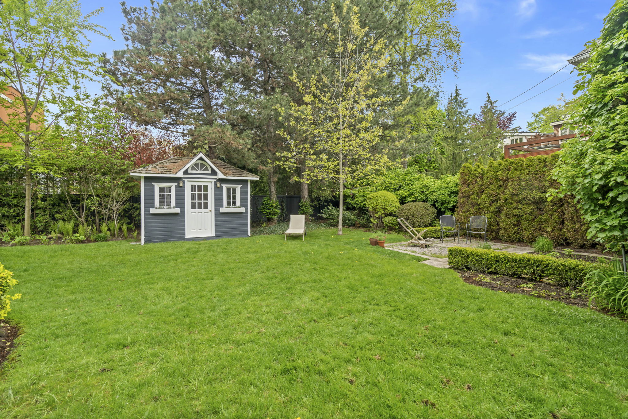 236 Poplar Plains Rd Toronto, ON M4V 1J9