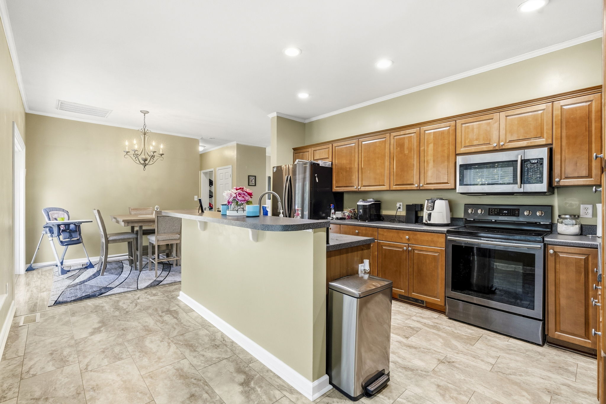  Photo 12
